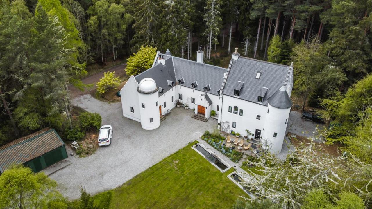 White Rose Tower Bed & Breakfast Invergordon Exterior photo